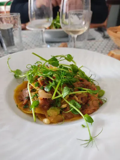 plat avec verdure